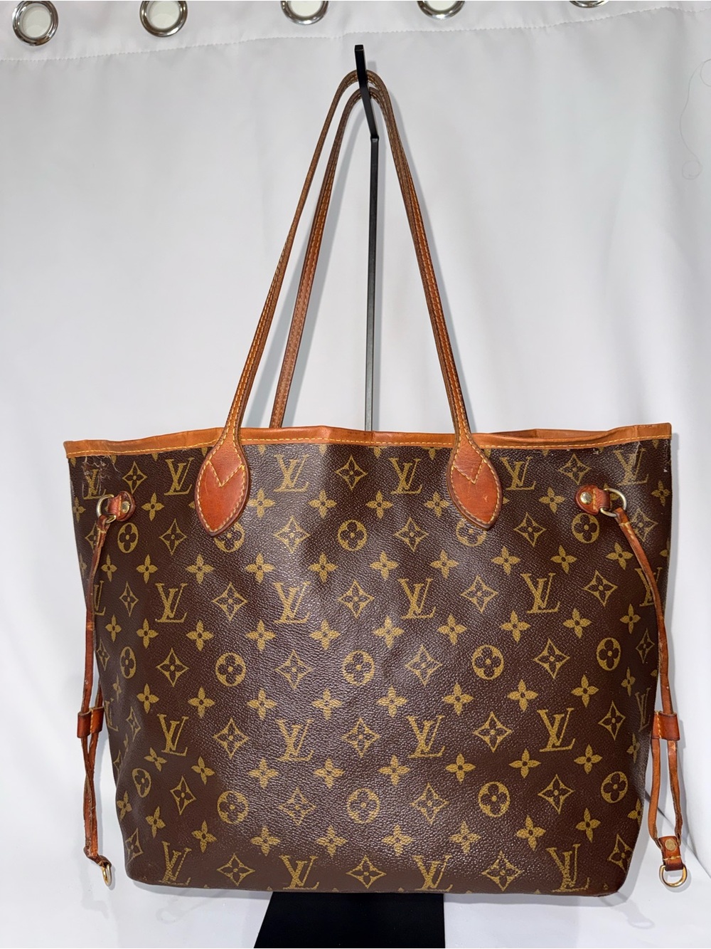 Louis Vuitton Monogram Neverfull MM - Picture 5 of 10